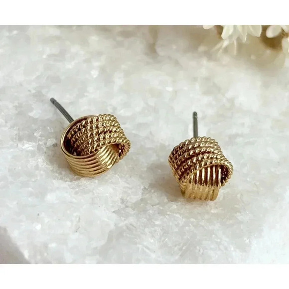 Cute Little Gold Toned Rope Designed Striped Minimalist Dainty Stud Earrings - Picture 2 of 5